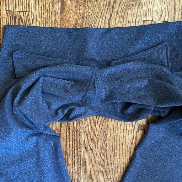 Heather-gray Athleta Fusion bootcut yoga pants, size M. Like new condition - Picture 8 of 12